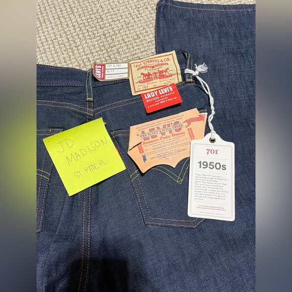 LEVI’S VINTAGE CLOTHING 701 1950s STRAIGHT FIT JEANS SELVEDGE - Picture 4 of 4